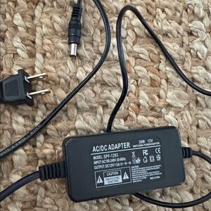 AC/DC ADAPTER Black with Cord Adapter 100-240V AC 50/60Hz 12V DC